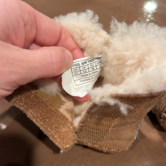 Infant UGG Boots - Picture 4 of 5